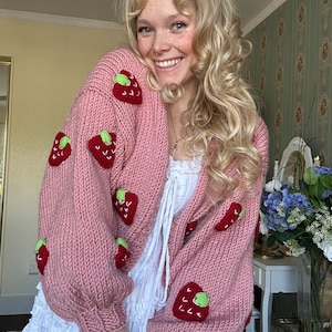 GlowbySely/ 3D Strawberry Chunky Crop Woman Sweater/ Oversize Knitted /Gift For Her/Handmade Cardigan/ Knitted Crop Sweater
